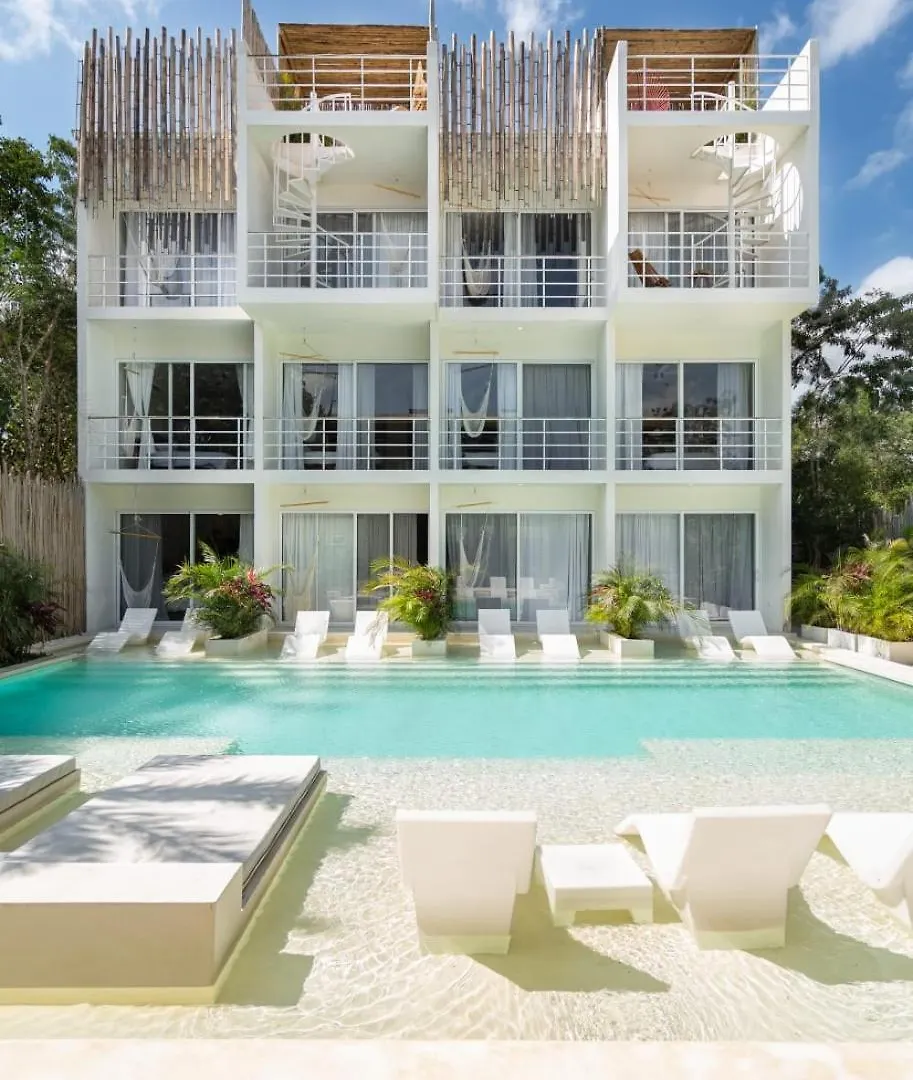 Estudios En Muuk Tulum 0*,